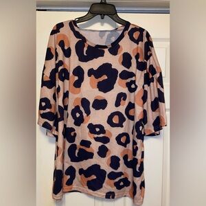Leopard print tshirt